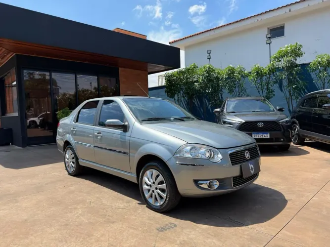 Fiat Siena HLX 1.8 MPI Flex 8V 4P 2009