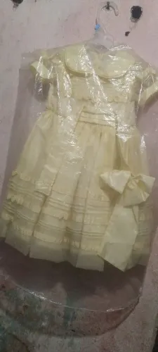Vendo vestido para criança