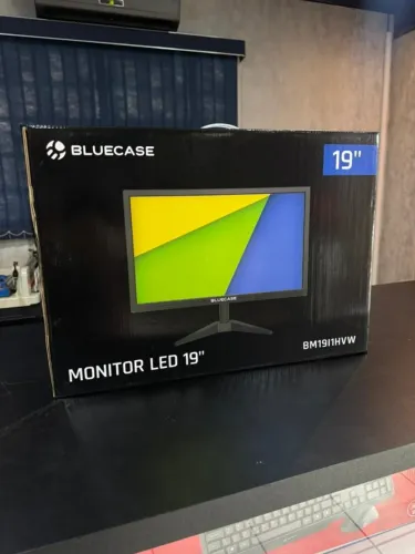 MONITOR BLUECASE BM19I1HVW - 19"