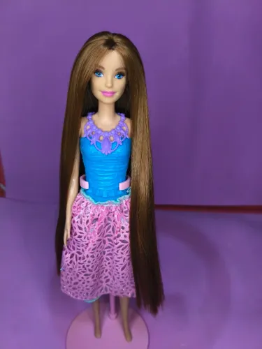 Barbie extra com rerrot