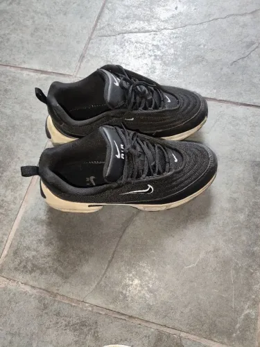 Air Max Portal - NIKE( Usado ) TAM: 39,5