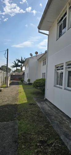 Apartamento 2 quartos incluso condomínio e água.