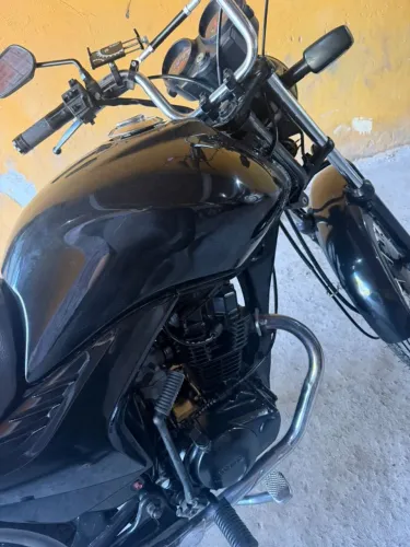 Honda cg125, aceito cartão com acréscimo, toda revisada.