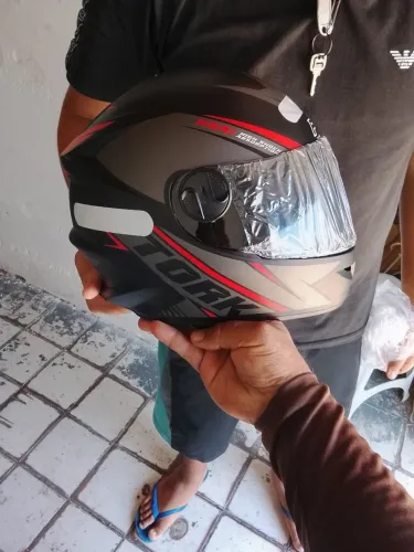 Vendo capacete novo 