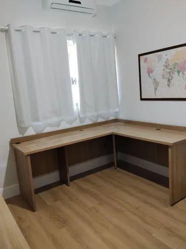 Mesa de estudos de canto