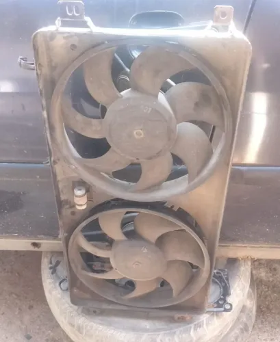 Ventoinhas com defletor do Fiat Tempra 
