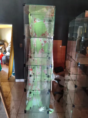 (2) Estante de Vidro tipo Modulado para Loja 1,90 X 0,83 X 0,30