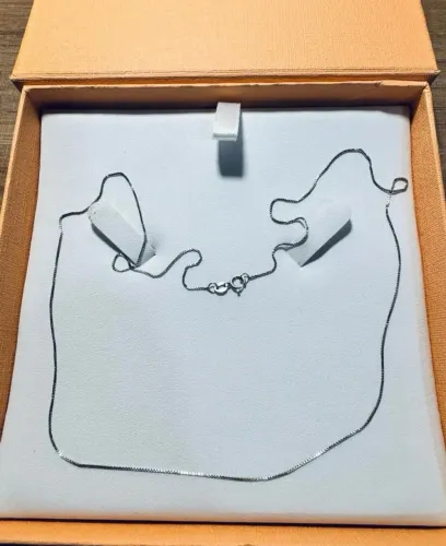 Colar Vivara Ouro branco 750