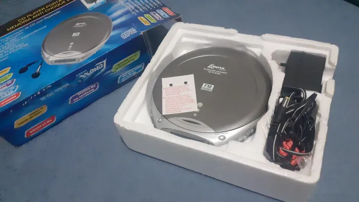 Cd player portátil Lenoxx DM-86 FM