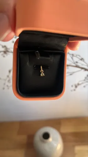 Pingente Vivara ouro 18k e safira verde 3mm