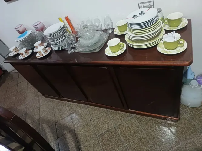 Buffets Mogno
