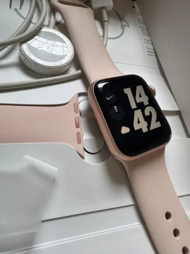apple watch série 5 gold aluminium 40mm