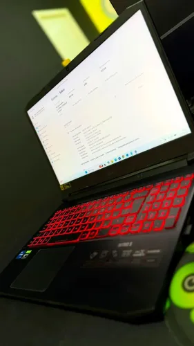 Notebook Nitro 5 15.6 polegadas 40GB RAM