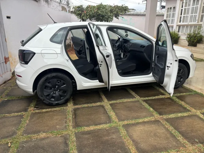 Volkswagen Polo Track 1.0 Flex 12V 5P 2025