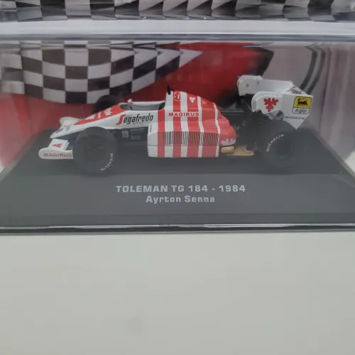 Miniatura fórmula 1 Senna