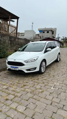 Ford Focus Fastback Se/se Plus 2.0 Flex Aut. 2017