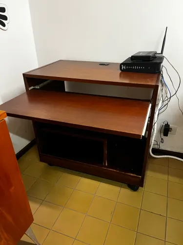 Mesa de computador 0,79x0,47x0,75