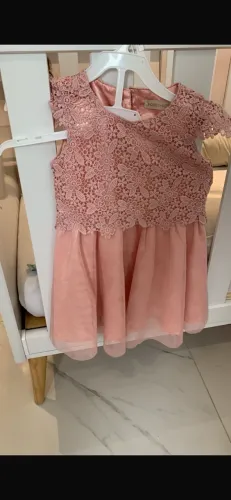 Vestido rosa bordado 2 anos