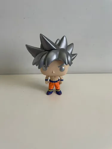 Funko Pop Goku Instinto Superior