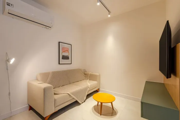 Apartamento com 1 Quarto para alugar, 38m² - Vila Mariana