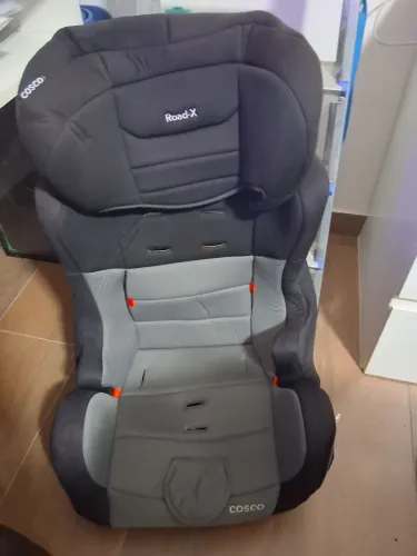 Cadeirinha automóvel 