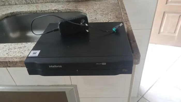 DVR Intelbras MHDX 1104+ câmeras Intelbras