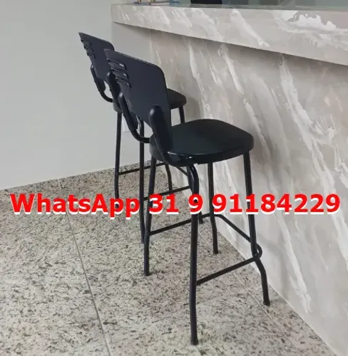 Banquetas altas novas Cor Preta 70 cm Frete grátis para BH