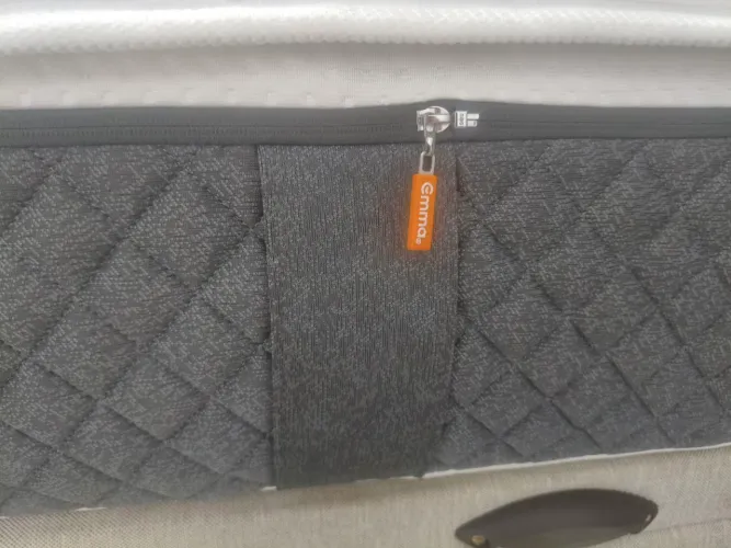 Cama solteiro Emma Hybrid 2.0 + Box e Pilowtop