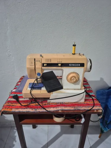 Maquina de costura Singer
