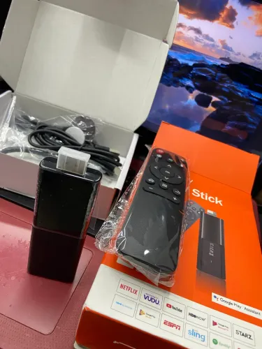 Android TV Stick 4K - Tipo Fire Stick - Completo com Controle por Voz