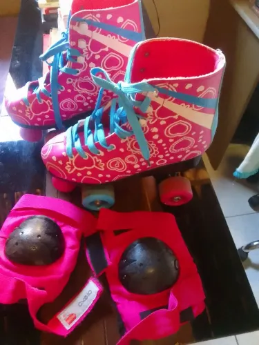 Patins Infantil Rosa até nº 37 com Kit de Proteção ?