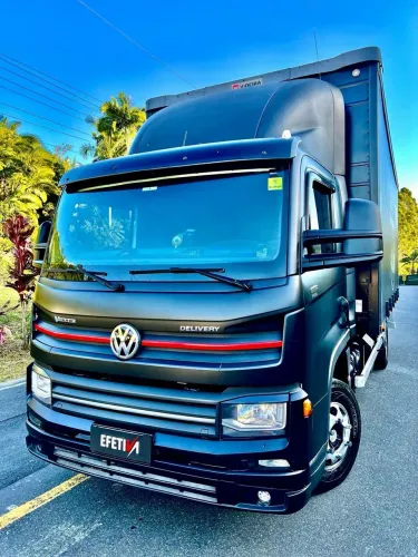 VW 11.180 prime Caminhão plataformas zero Grau