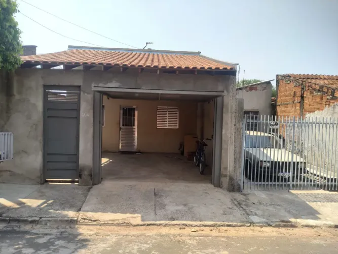 Duas Casas em Lins São Paulo (Aceito troca por casa em São Paulo Zona sul)