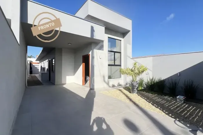JD1562 - Casa Geminada de 03 dormitórios com Piscina em Barra Velha/SC