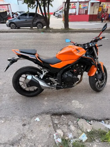 Cb 500f bem conservada