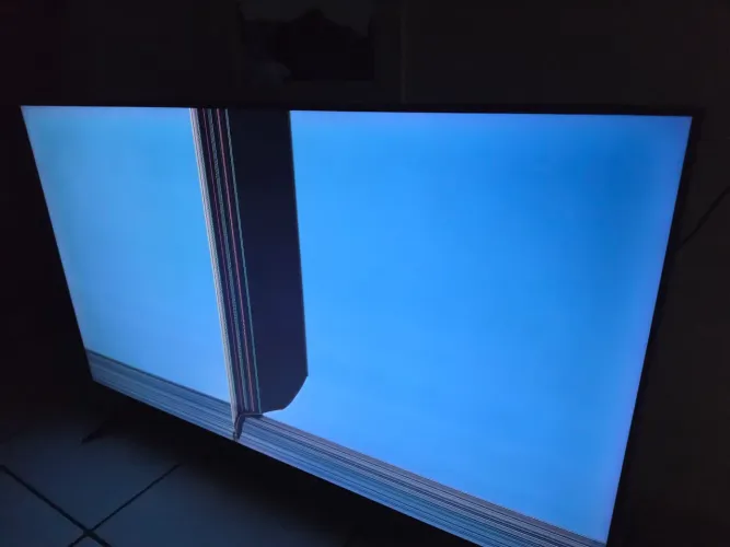 Tv au 7700