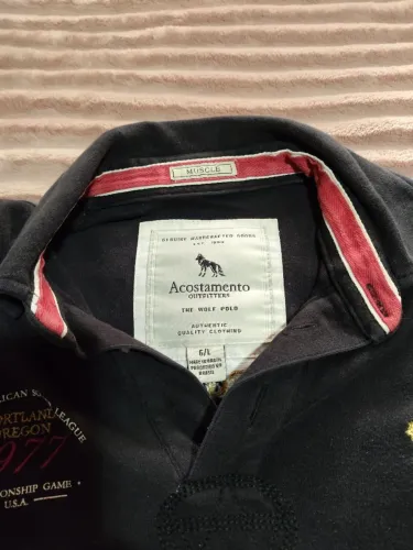 Vendo Polo masculina Acostamento. Tamanho G