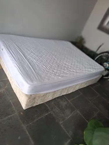 Cama box casal com colchão