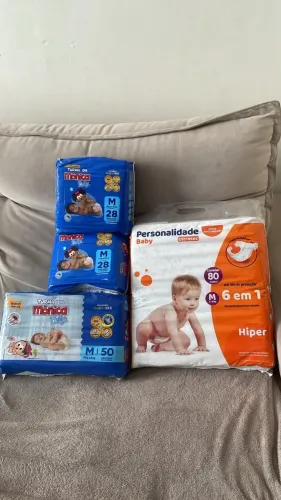 Kit Fraldas M - 186 Unidades | R$ 110