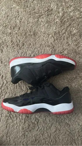 Air Jordan 11
