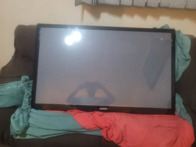 SMART TV SAMSUNG 46 POLEGADAS - SO LIGA QUANDO QUER