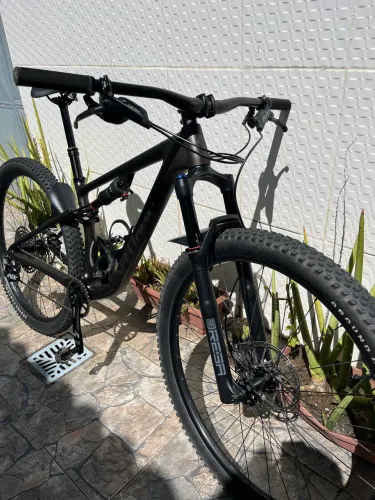 Bicicleta Specialized Epic Evo
