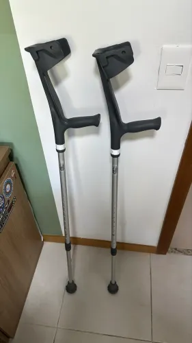 Par de muletas MERCUR 