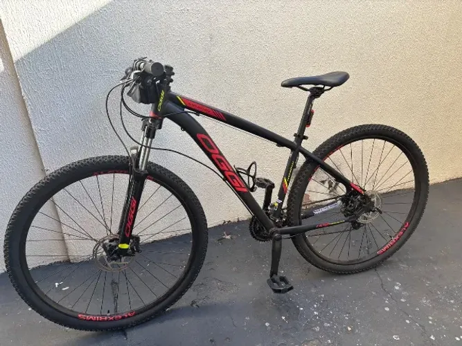 Bicicleta hacker hds 22/23