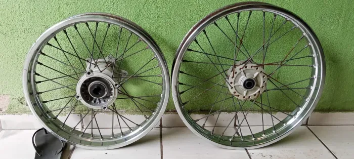 Kit Calhas da Bros 160, freios a disco 