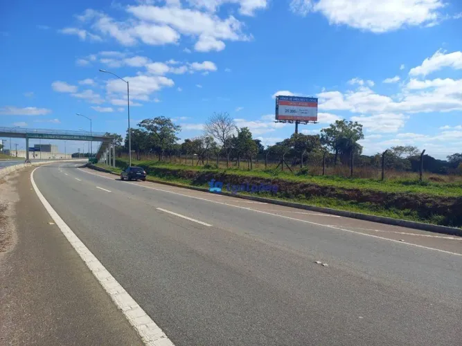 Terreno com 25.390 m² às margens da Rodovia LMG 800 em Lagoa Santa - MG