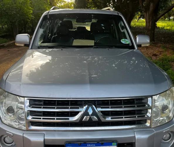Mitsubishi Pajero HPE Full 3.2 4X4 T.i.dies. 5P AUT 2010