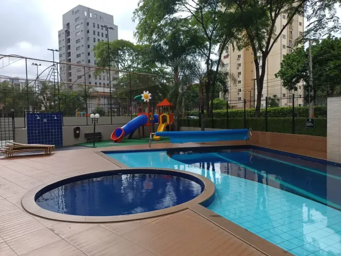 APARTAMENTO COM DOIS QUARTOS SALA CONZINHA E 1 VAGAS DE GARAGEM cobert