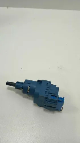 Interruptor Sensor Pedal Embreagem Vw Gol Voyage 1.6 G7,g8