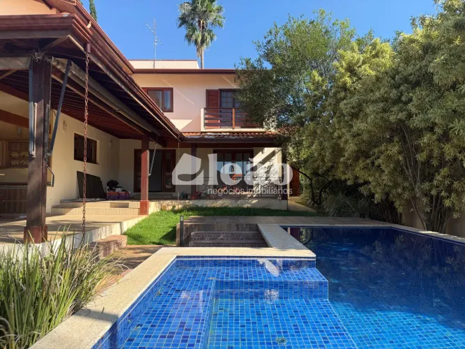 Condomínio Portal do Lago - Casa com 5 quartos e piscina para alugar no Condomínio Portal